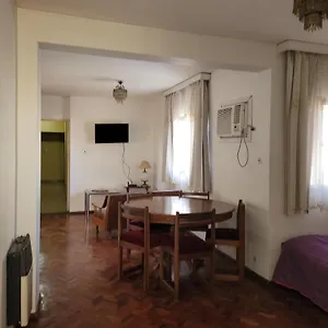 https://peatonal-sarmiento.hotelsmendoza.com